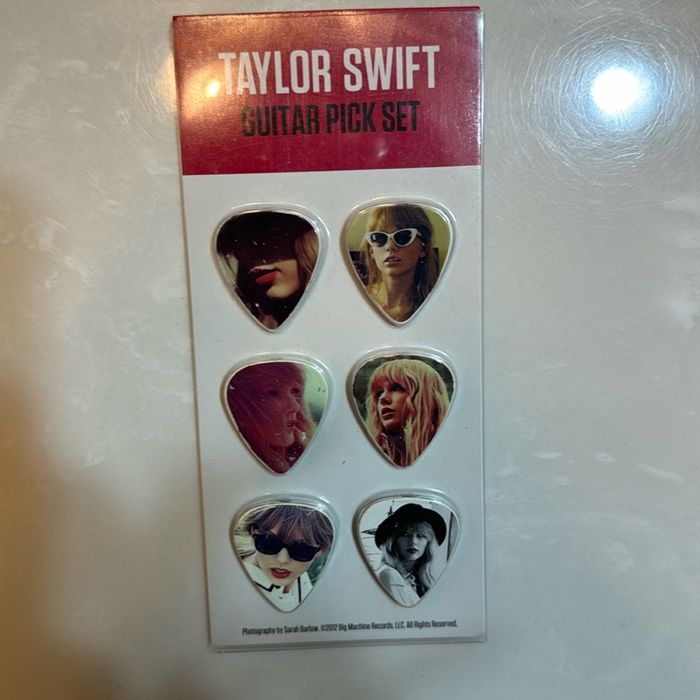 Taylor Swift Guitar Pick Set
